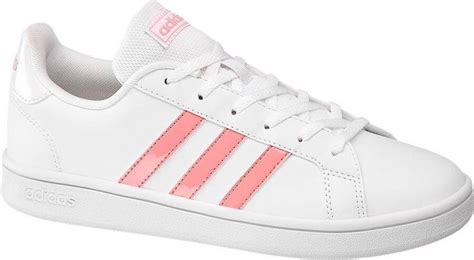 witte adidas schoenen|Witte schoenen voor dames .